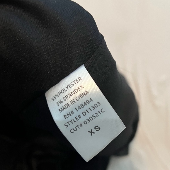 Dress - Picture 3 of 3